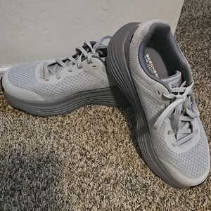 Skechers Men's Light Gray Athletic Shoes